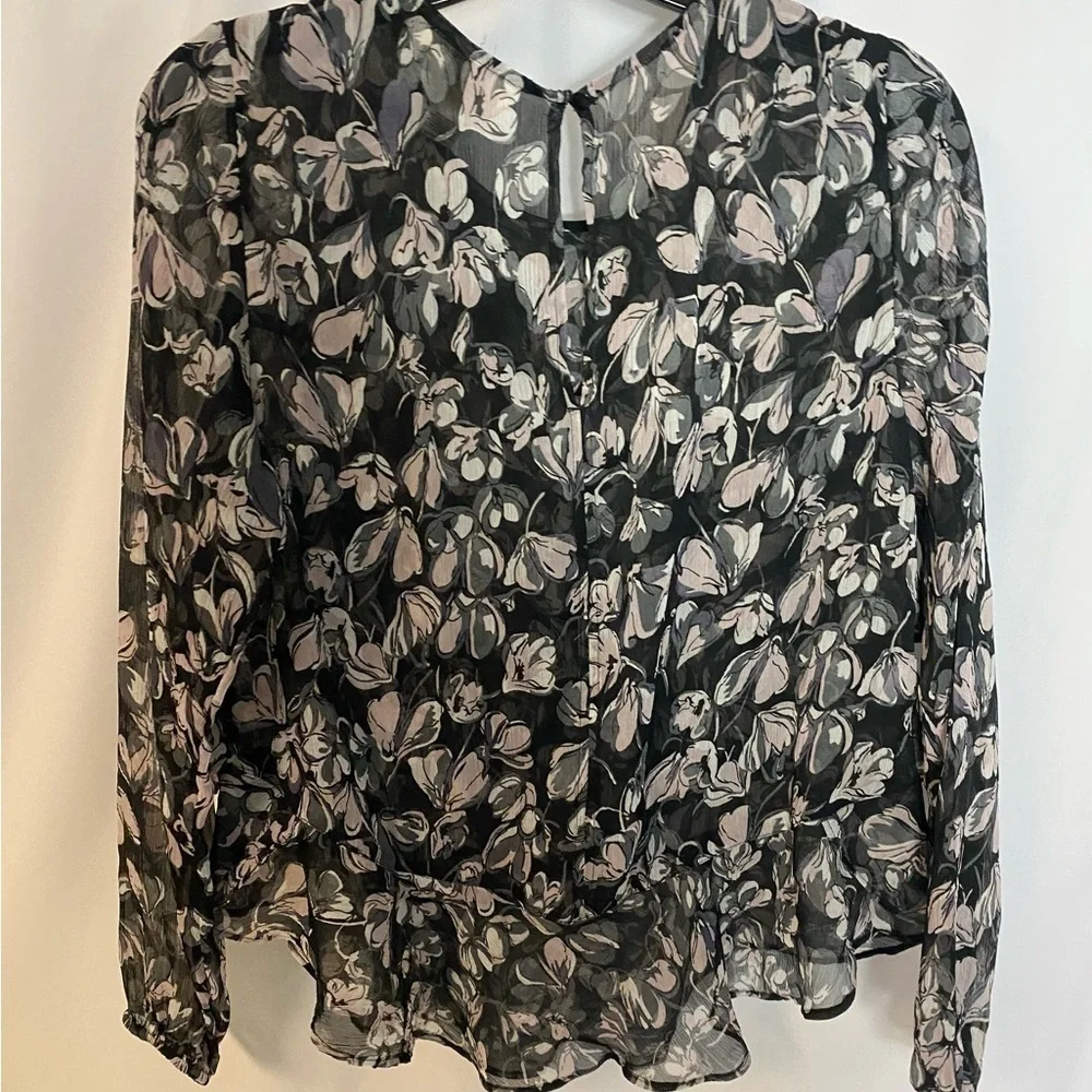 Loft Blouse - Picture 2 of 4